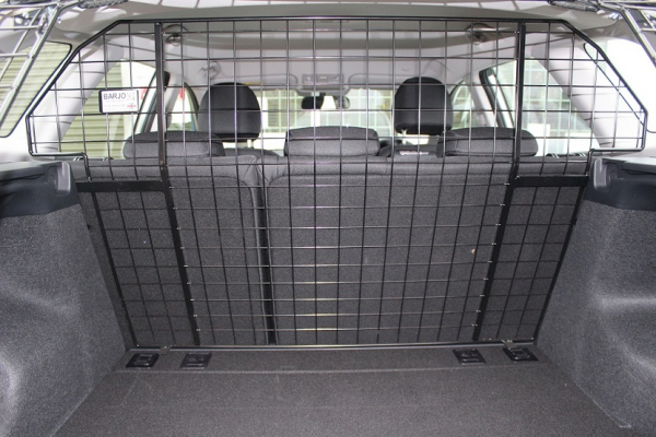 ELITE CAMPERS Mesh Headrest Pet Dog Guard & Heavy Duty Boot Liner For Kia Sportage – All Years, Black